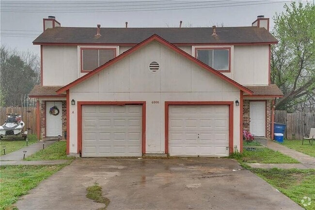 Building Photo - 6900 Hyland Cir Rental
