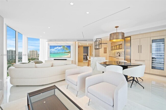 Photo - 18671 Collins Ave Unidad 2103