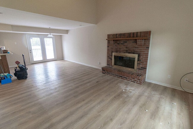 Photo - 1915 Mirtle Grove Ct