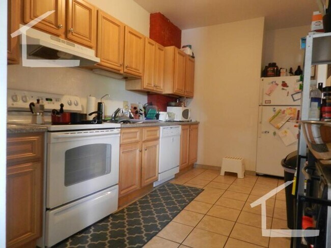 Photo - $500 Rebate with Signing! Affordable Apt w 2 baths near Brookline Border.  Heat and Hot Water Inc...
