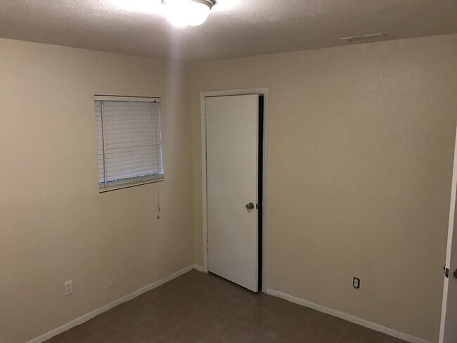 Photo - 413 Orange St