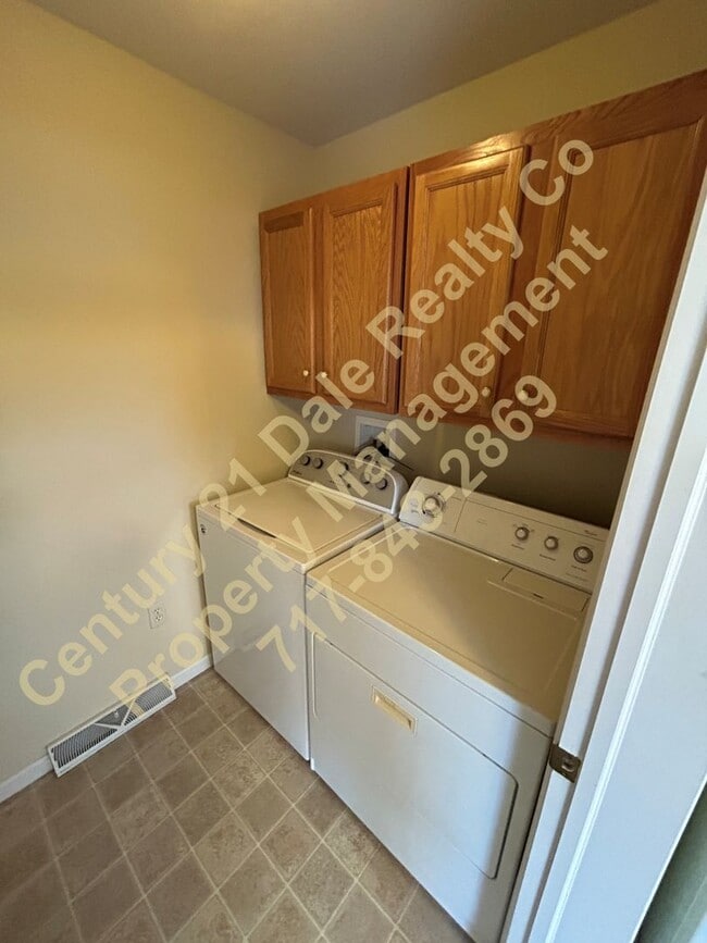 Photo - Lovely 3 Bedroom 1.5 Bath home in the Orchard Glen Condominium Association