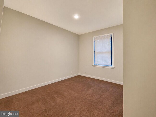 Photo - 2020 N Carlisle St