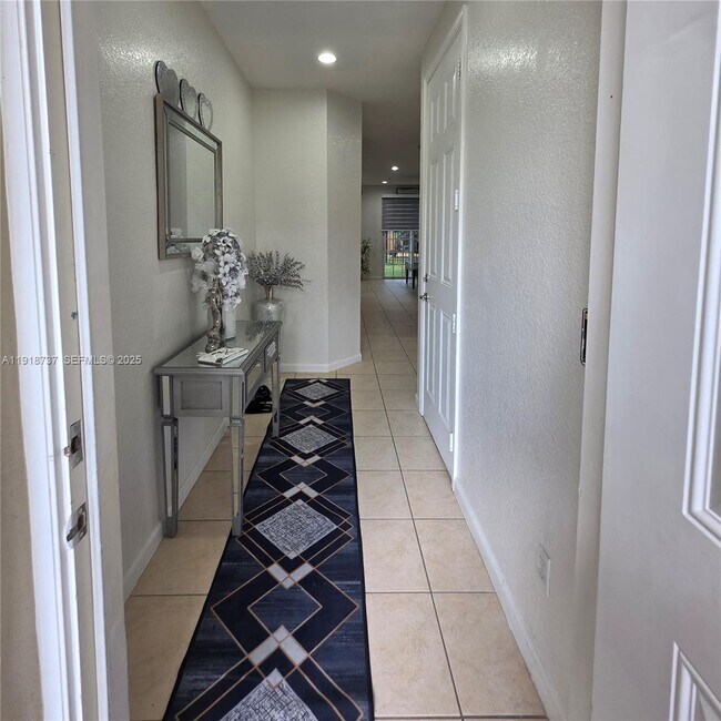 Photo - 2612 SW 81st Terrace