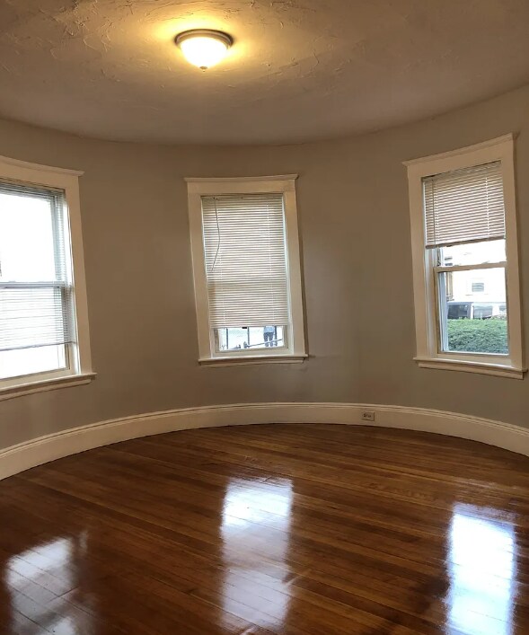 Photo - 71 Foster St Unit 1