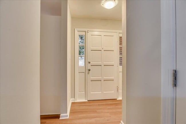 Photo - 305 Telfair St