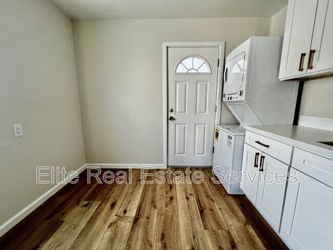 Photo - 3313 Clairemont Mesa Blvd