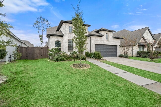 Building Photo - 16826 Beechwood Forest Way