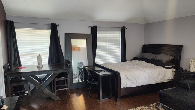 Building Photo - 5015 Orange Tree Dr Rental