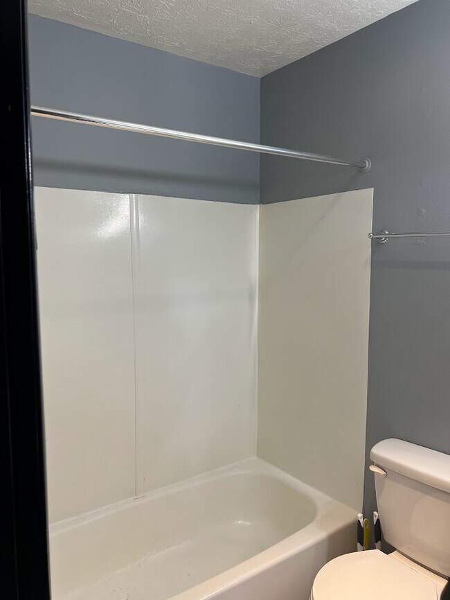 Photo - 2975 Wilbraham Rd