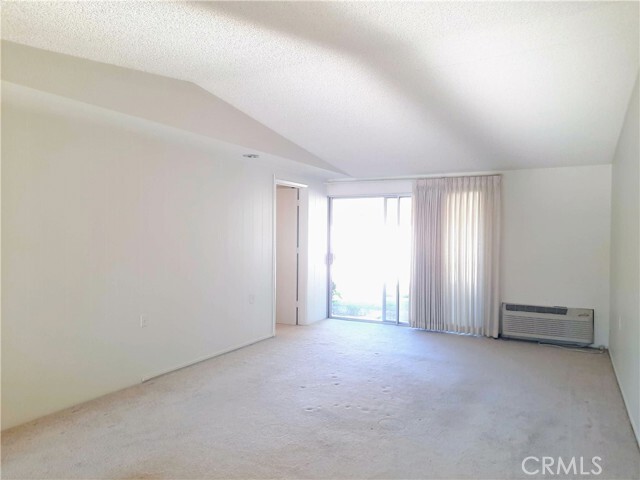 Photo - 749 Avenida Majorca