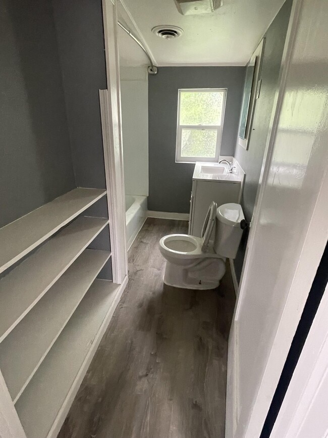 Photo - 1106 5th Ave S