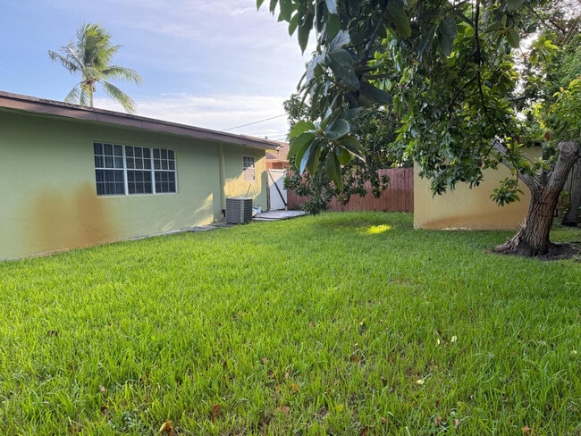 Photo - 5839 NW 16th St