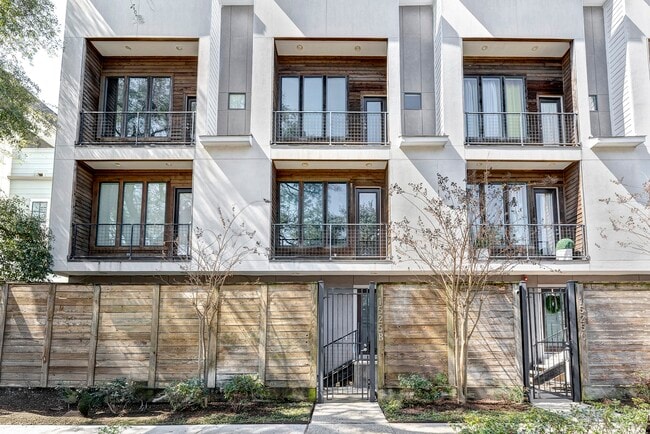 Building Photo - 1525 Birdsall St Unit B