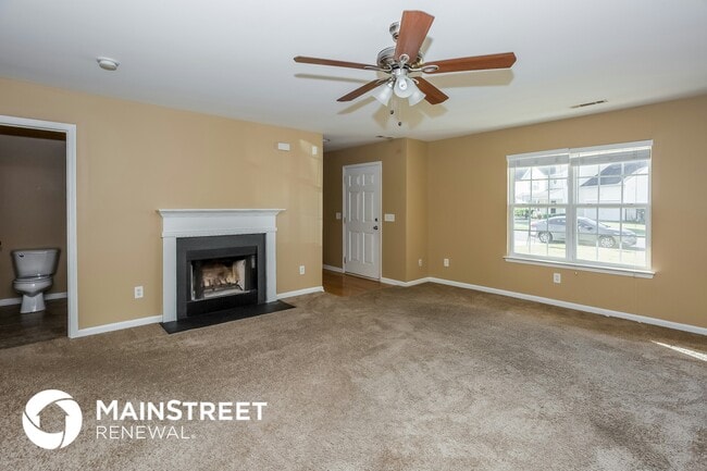 Photo - 1486 Kindred Cir NW