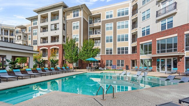 Saltwater swimming pool with sundeck