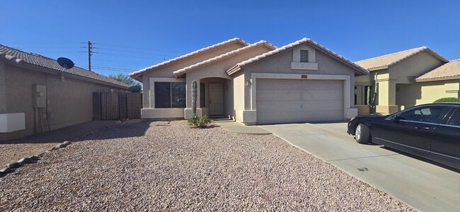 Photo - 2283 E 39th Ave