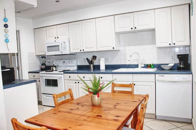 Photo - 330 Grant St Unidad SI FL1-ID1077063P