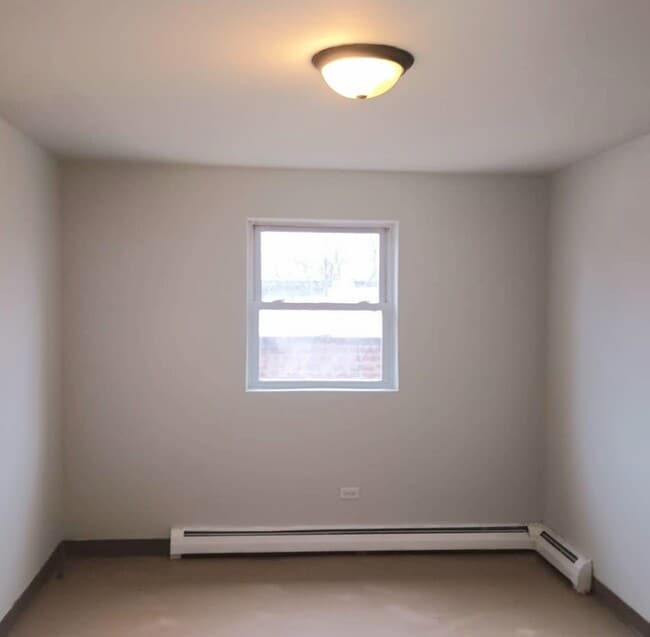 Photo - 5741 W 35th St Unidad 9