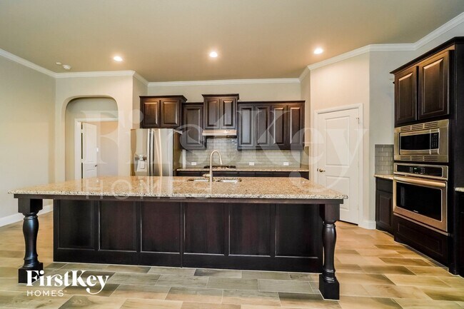Photo - 15013 Gladstone Dr
