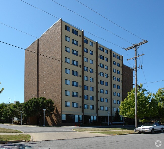 Photo - Harborview Apartments