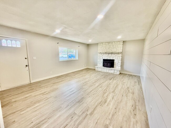 Photo - Pet-Friendly 4-BR Home in Santa Clara with RV Parking