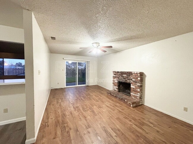 Photo - 3290 Cheyenne Dr