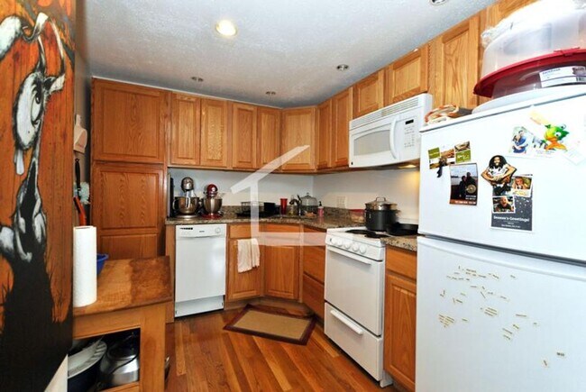 Photo - Cozy 1 bed 1 bath with private balcony available 7/1/26