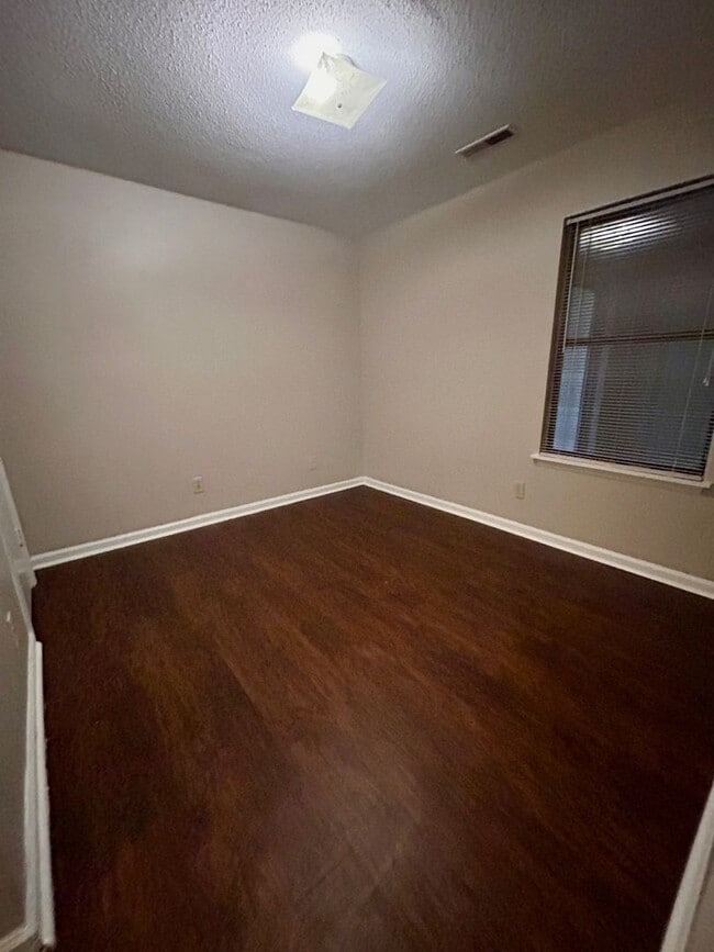 Photo - 184 Dorchester Manor Blvd Unit 184-B