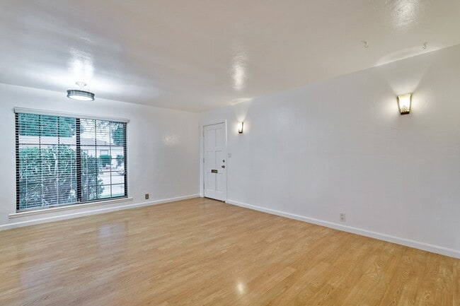 Photo - Welcome Home!!! - Great Location, Near Val...