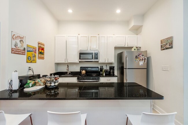 Photo - Stunning, Chic 2-Bedroom Apartment in the ...