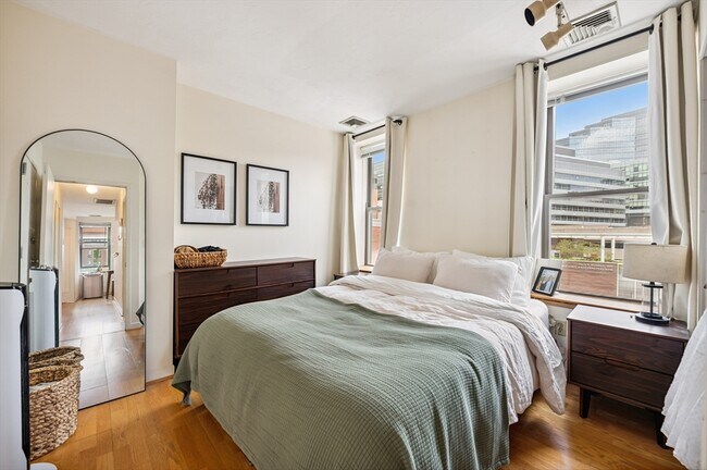 Photo - 44 Grove St Unidad 9##