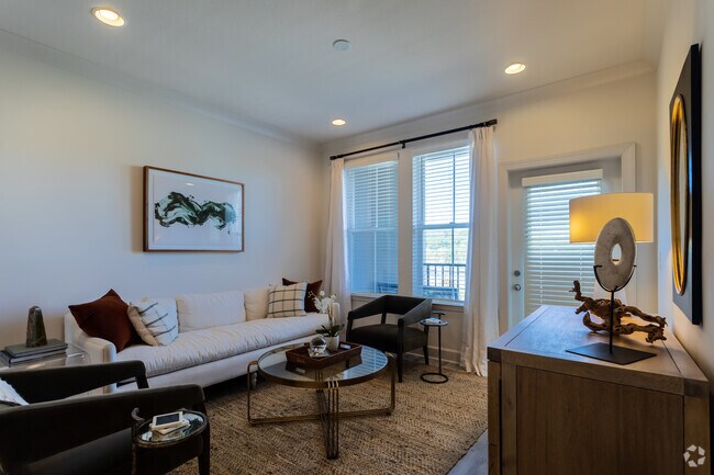 2BD, 2BR - 1122SF - Living Area