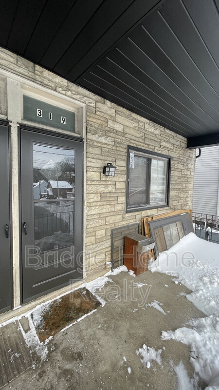 319 N Balph Ave