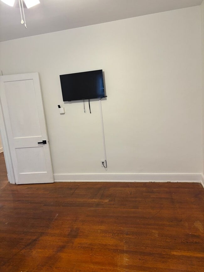 Photo - Charming 2-bedroom 1 bath Unit B