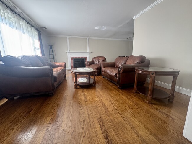 Photo - 317 Weeping Willow Ln