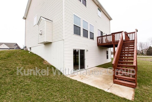 Photo - 2724 Ambridge Dr