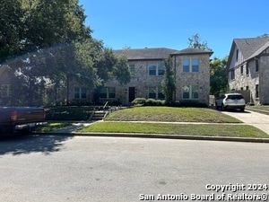 Building Photo - 224 E Rosewood Ave Unit 1