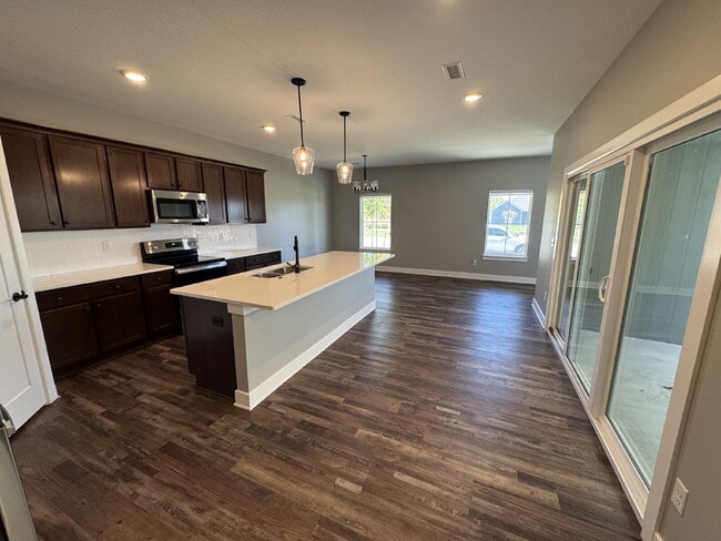 Photo - 107 S Shay Rd
