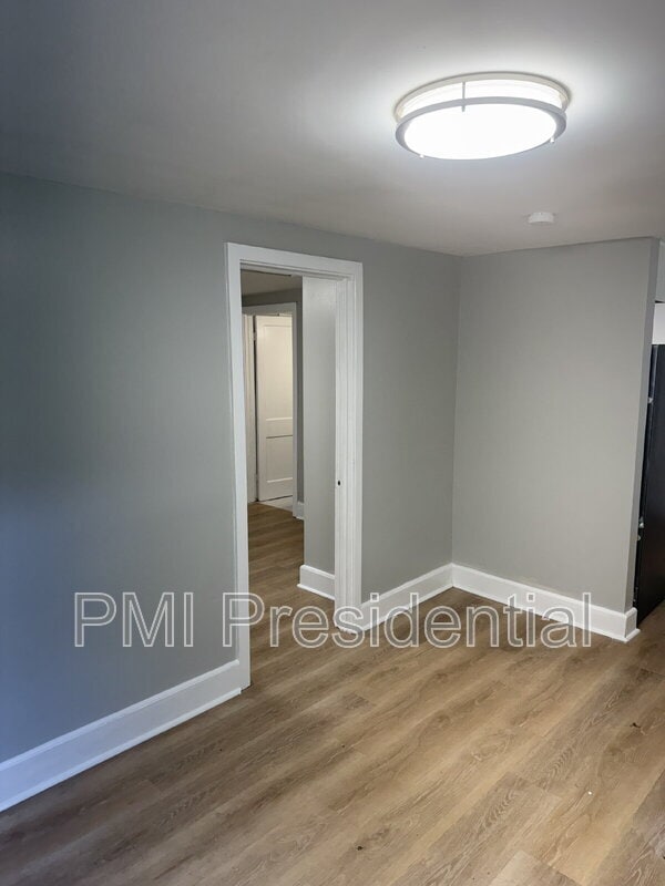 Photo - 826 Azalea Ave