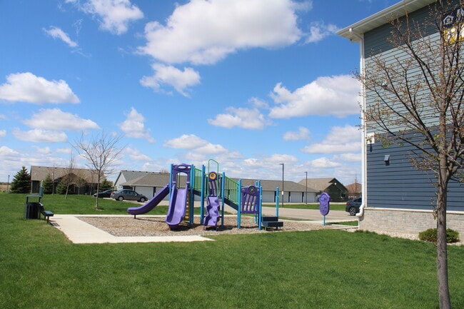 Photo - Belle Court