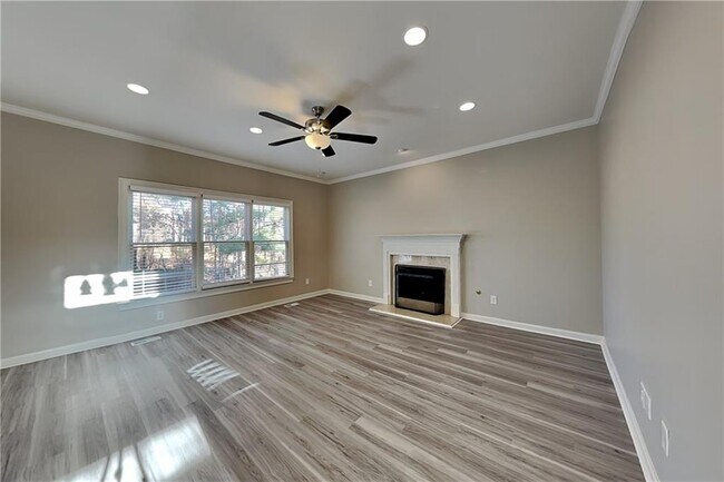 Photo - 149 Crestview Dr