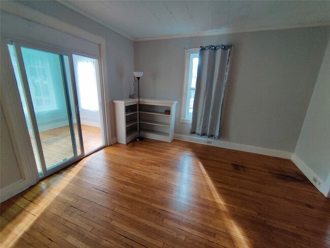 Photo - 116 Leroy St Unit 1