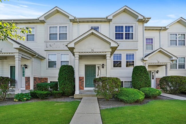 3 Bed / 2.5 Bath Townhouse - 3 Bed / 2.5 Bath Townhouse