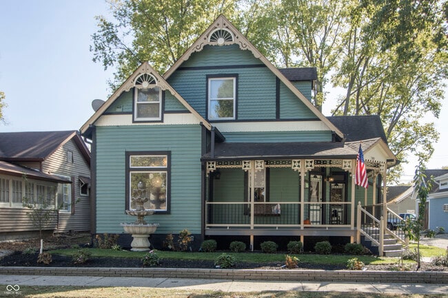 Building Photo - 1383 Cherry St