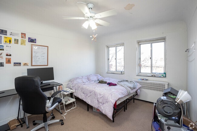 2 habitaciones, 1 baño - 1000 pies cuadrados - Dormitorio - 5612 Hempstead