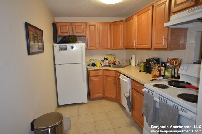 Photo - 60 Homer Ave Unidad 508