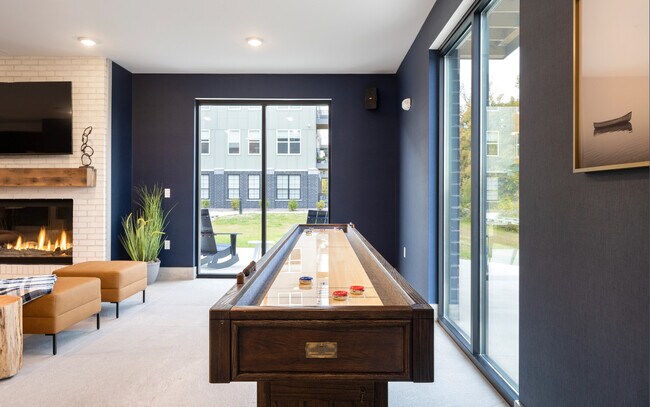 Lounge- Shuffle Board