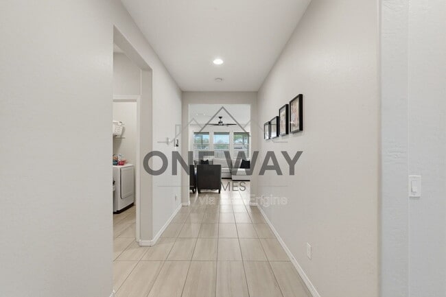 Photo - 392 S 194th Ln