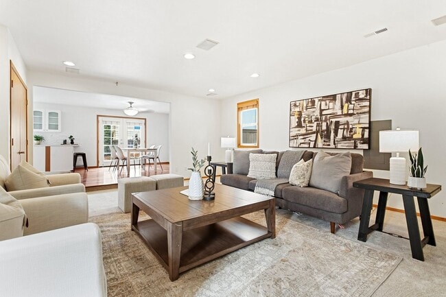 Photo - Beautiful Renovated Home in Excellent School District, Sammamish!